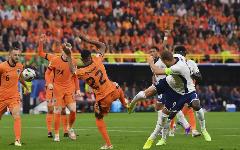 Dutch Dominance and a Debated Opener