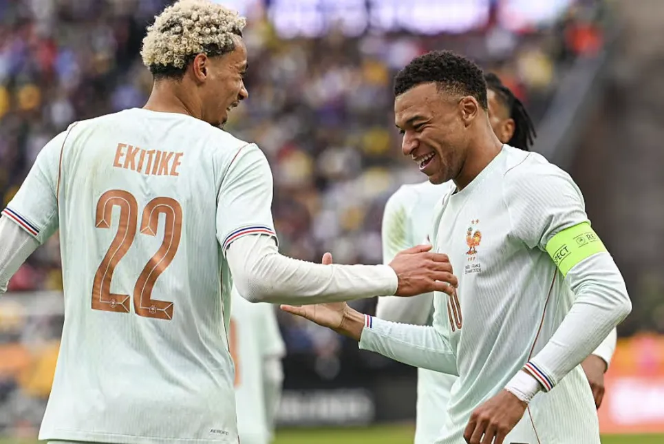 A Modern Striker in the Making
