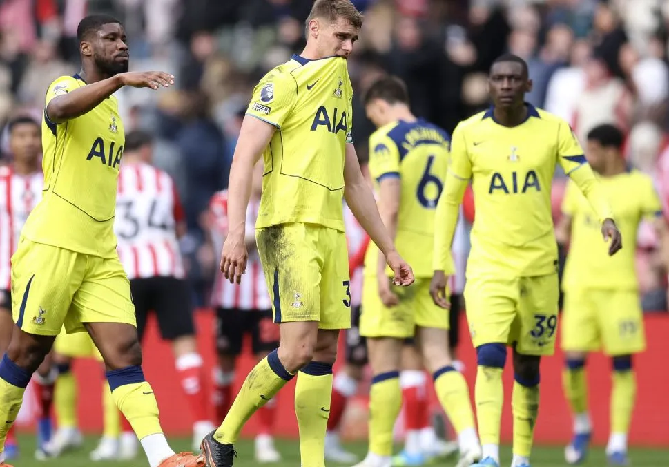 How Tottenham Broke Down Sunderland's Defense